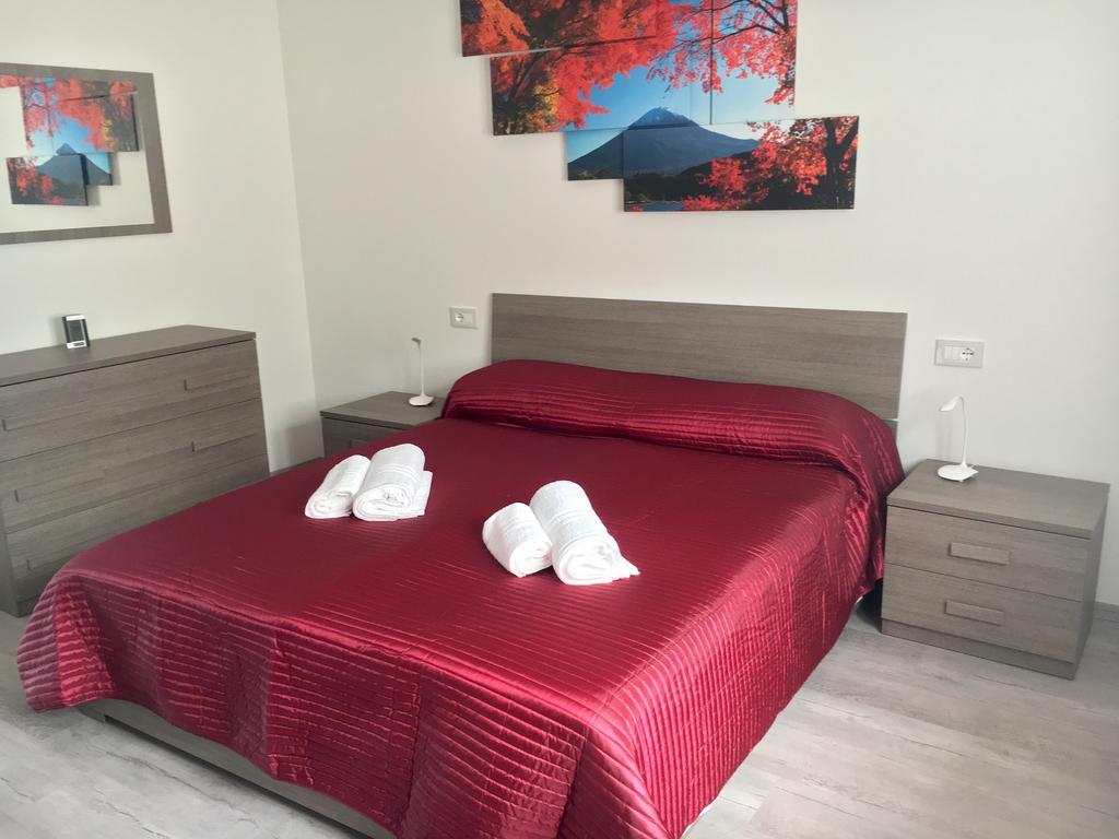 Cosy Torri Apartments ตอร์รีเดลเบนาโก ภายนอก รูปภาพ