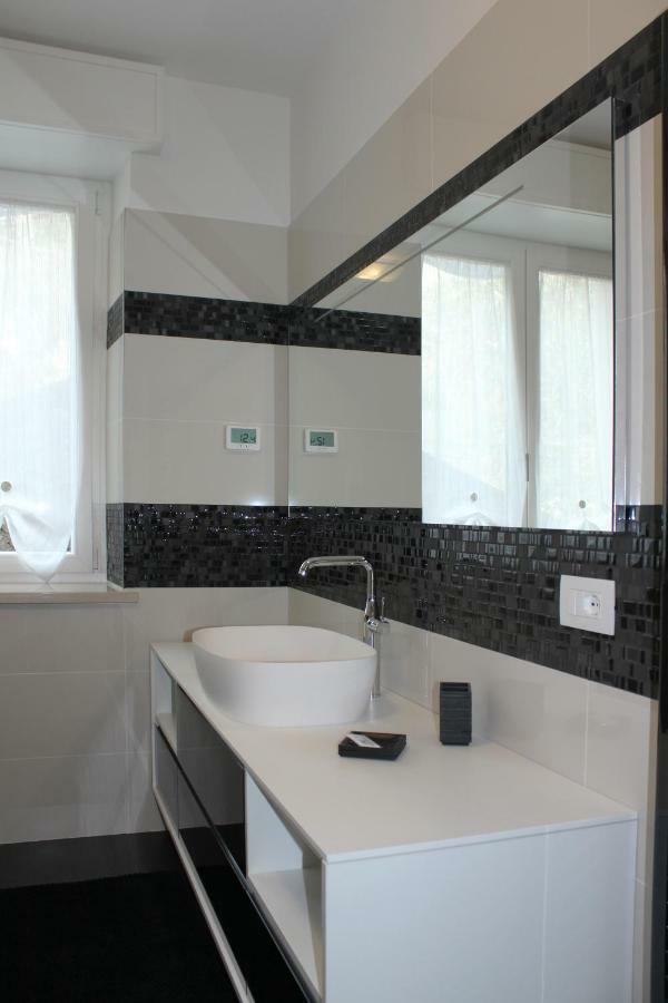 Cosy Torri Apartments ตอร์รีเดลเบนาโก ภายนอก รูปภาพ